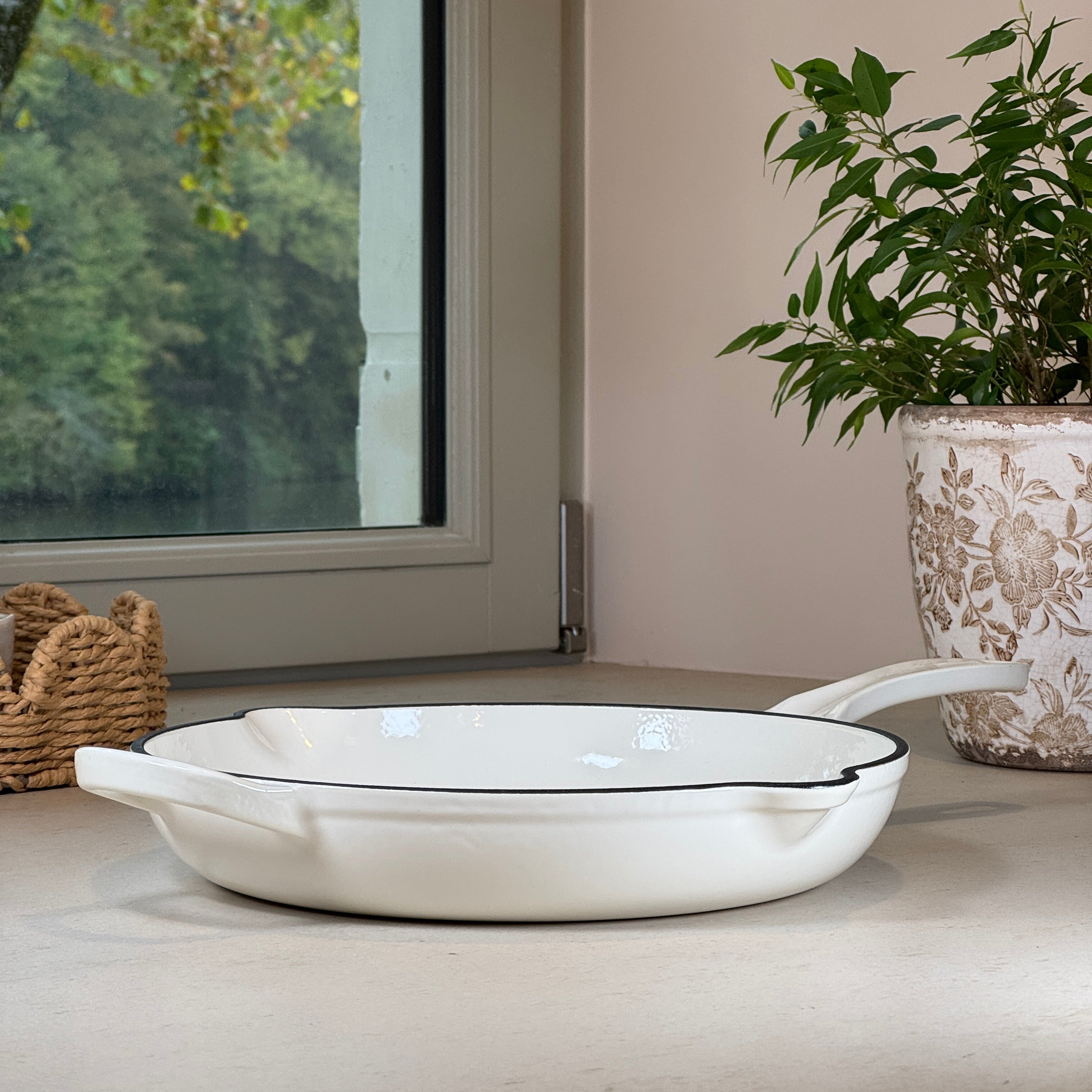 7-teiliges emailliertes Gusseisen-Set - Vanilleweiß