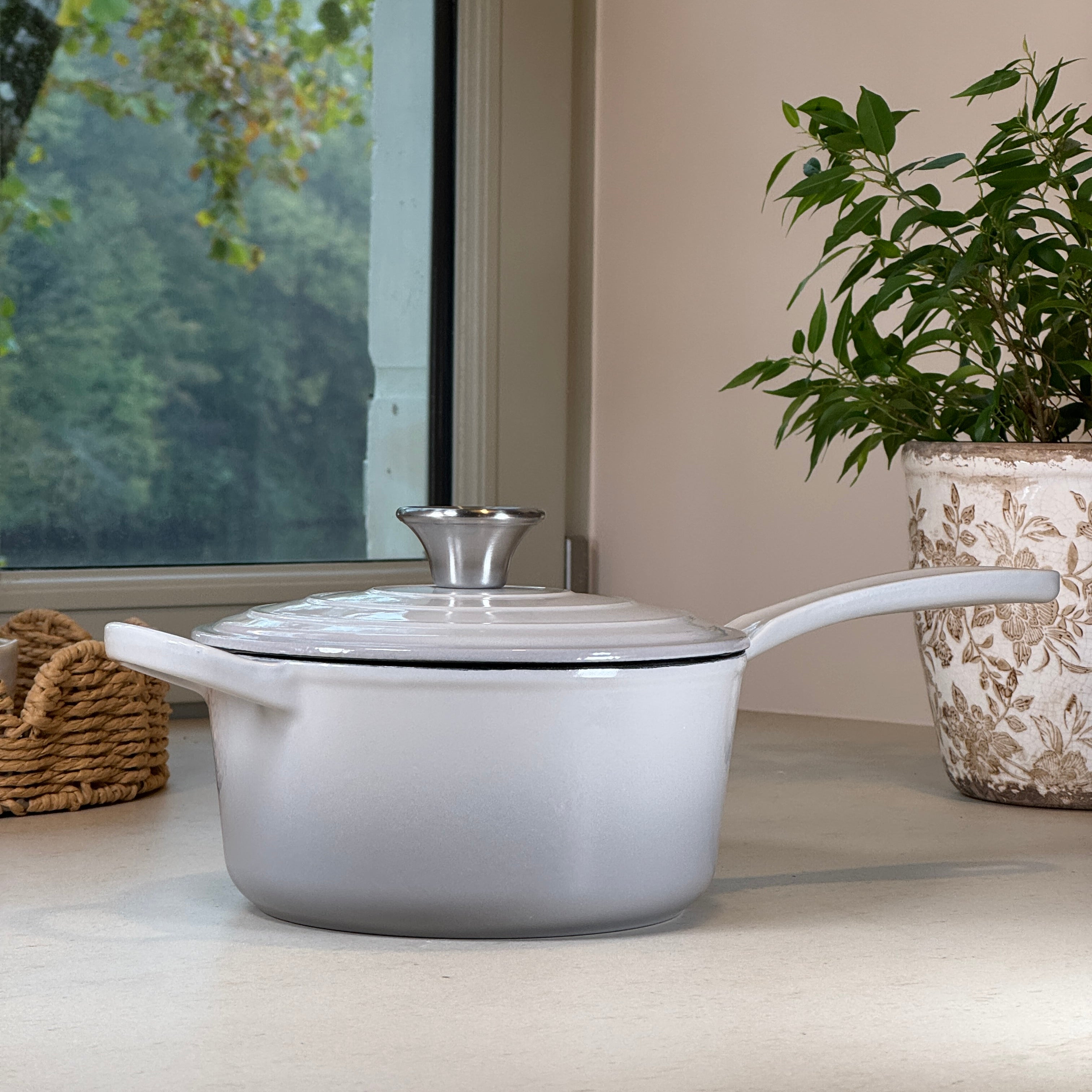 Ensemble 7 pièces en fonte émaillée - Gris Meringue