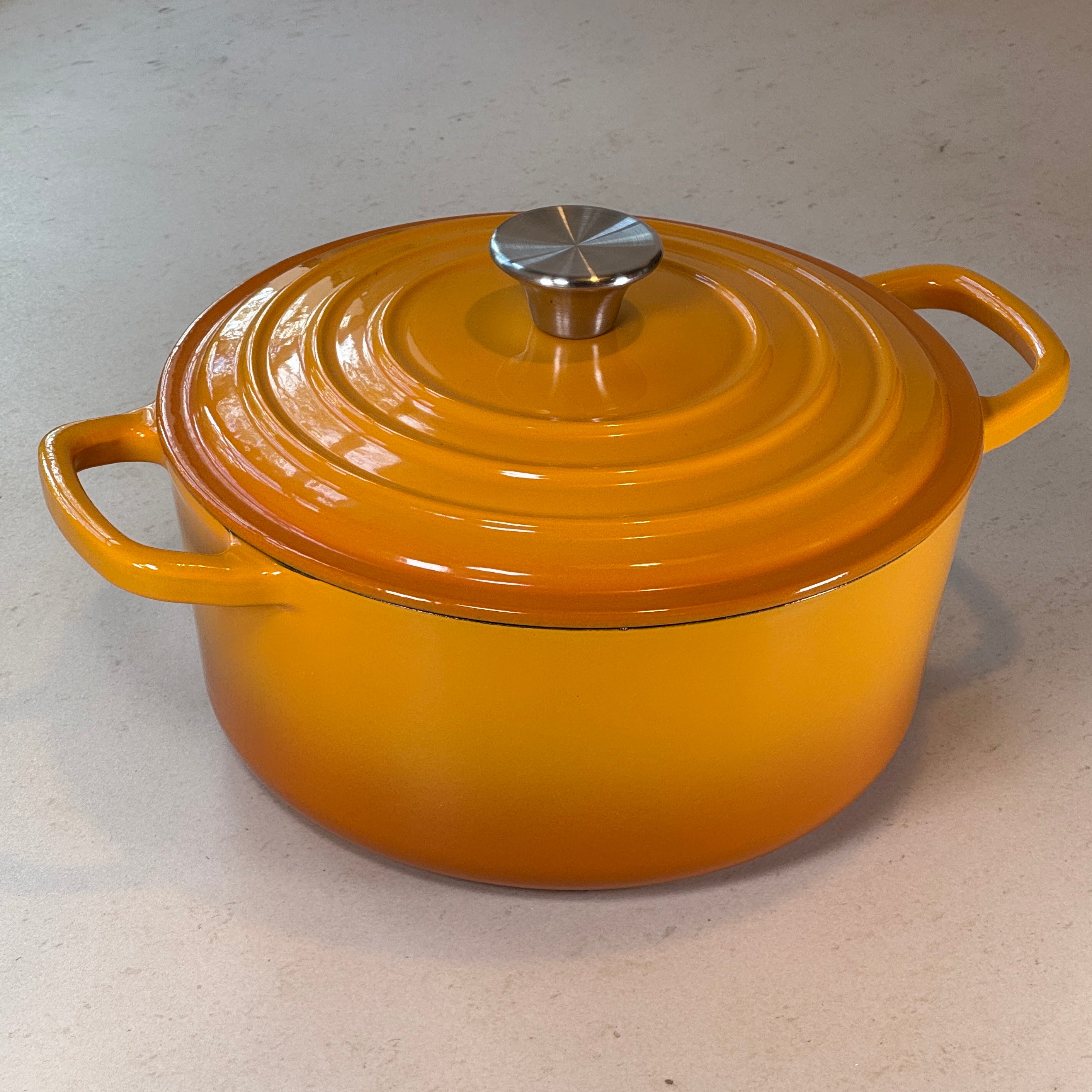 Cocotte ronde en fonte émaillée – Jaune Moutarde