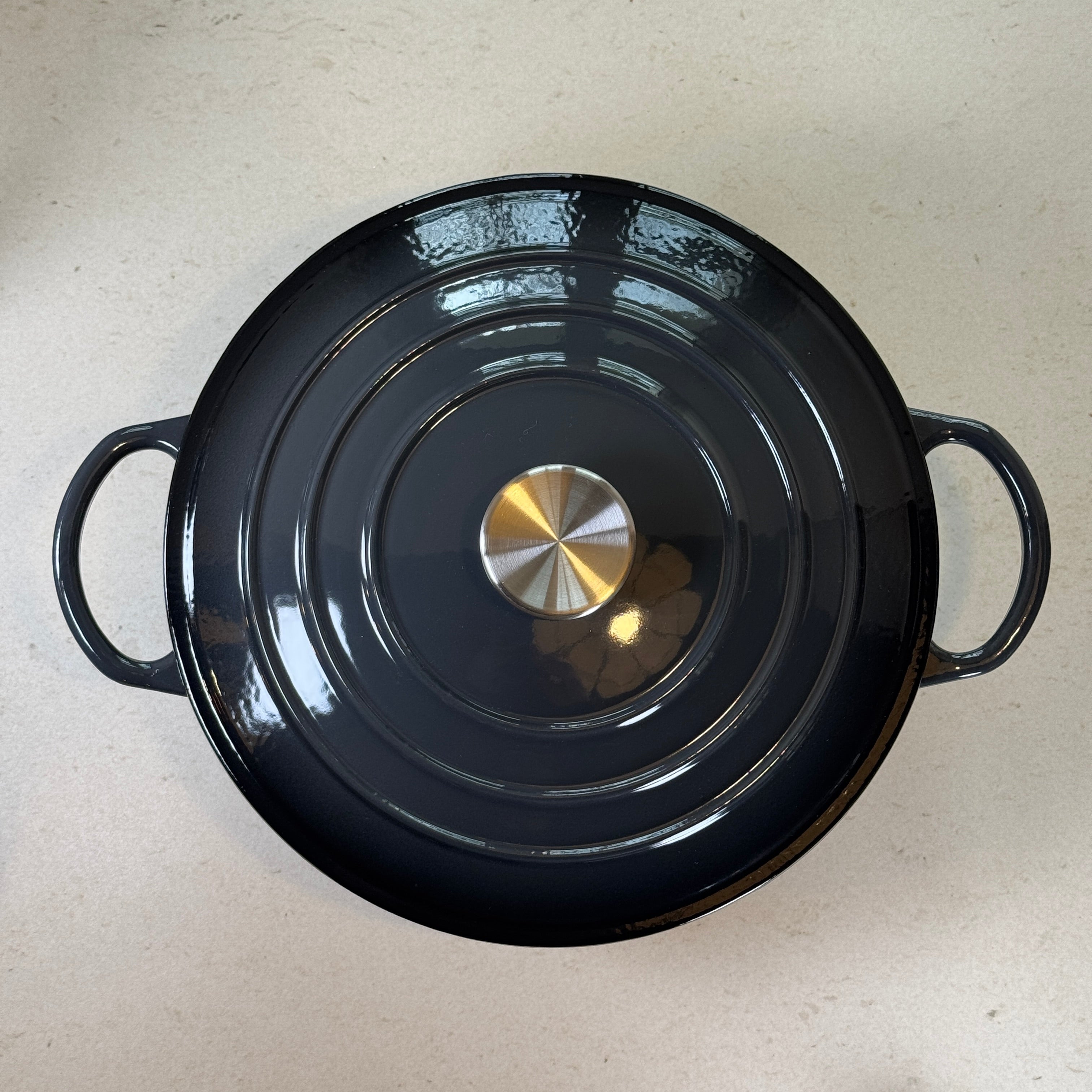 Marmite ronde en fonte émaillée – Gris Truffe