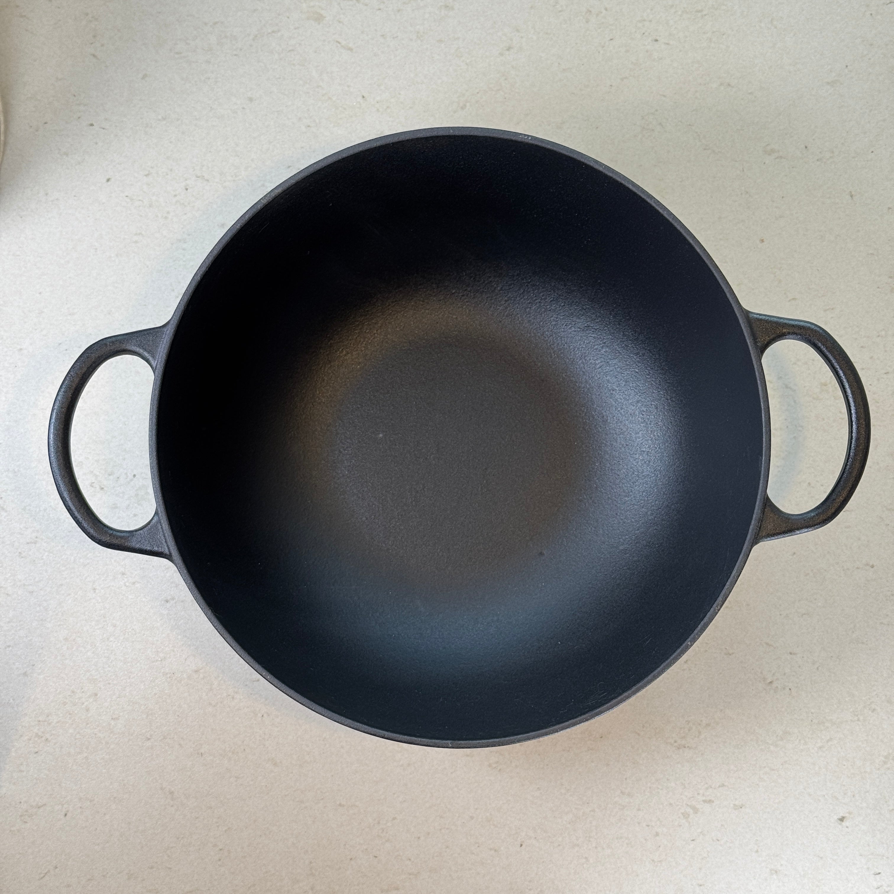 Marmite ronde en fonte – Noir Mat