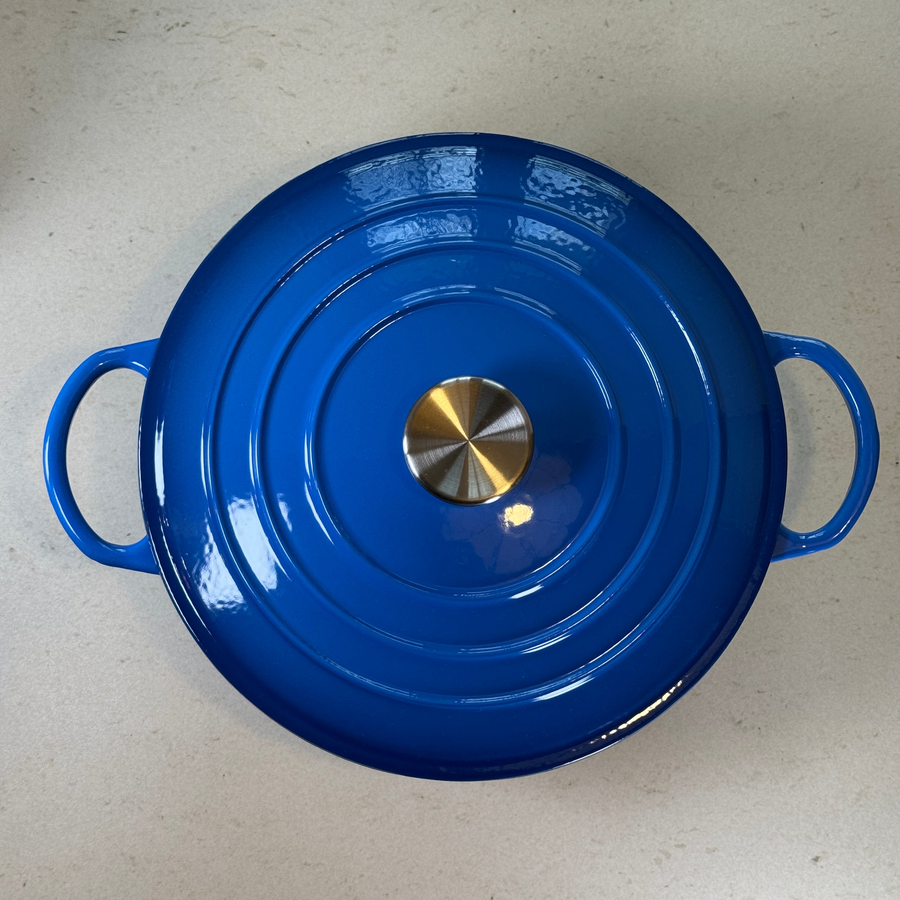 Marmite ronde en fonte émaillée – Bleu Myrtille