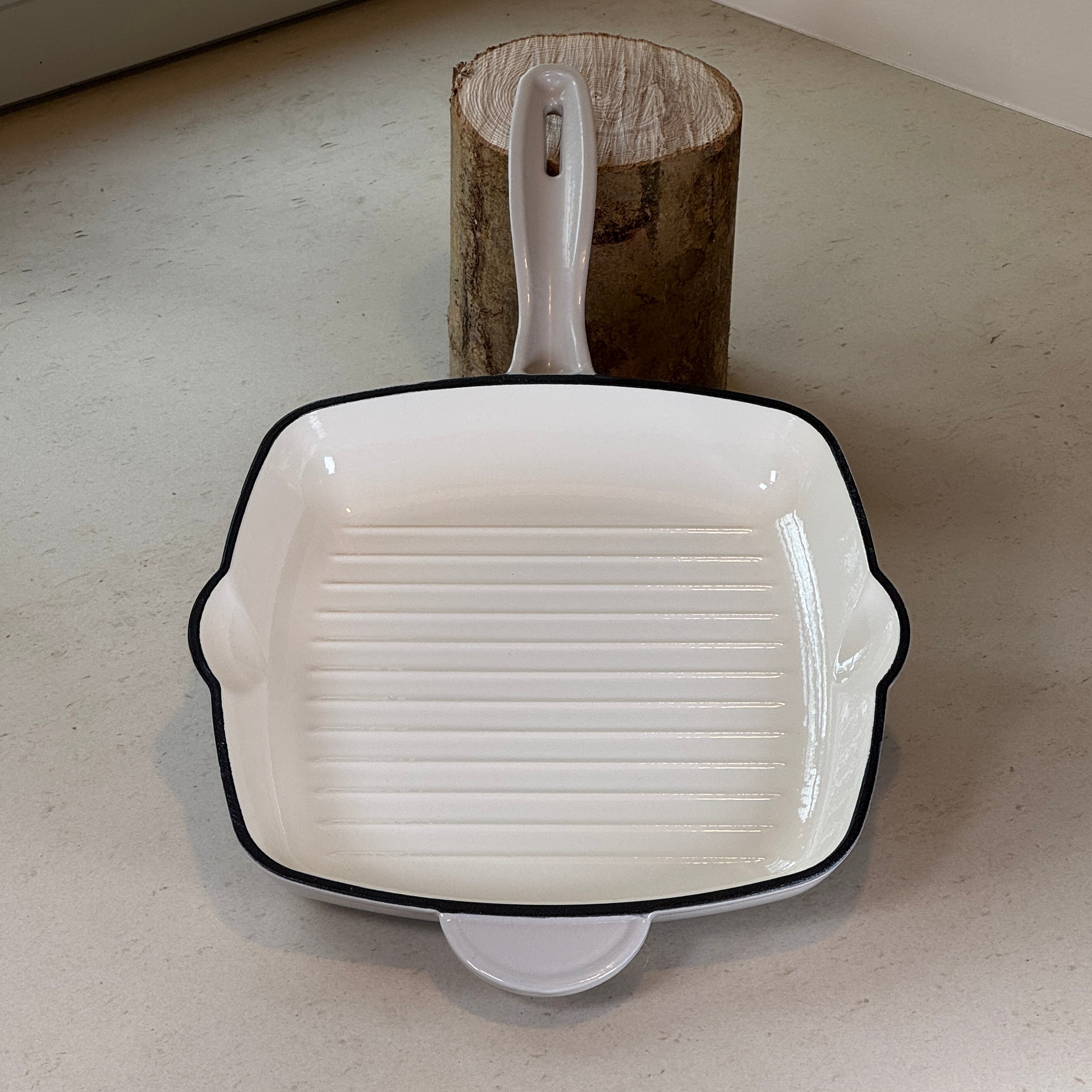 Grill carré en fonte émaillée - Gris Meringue