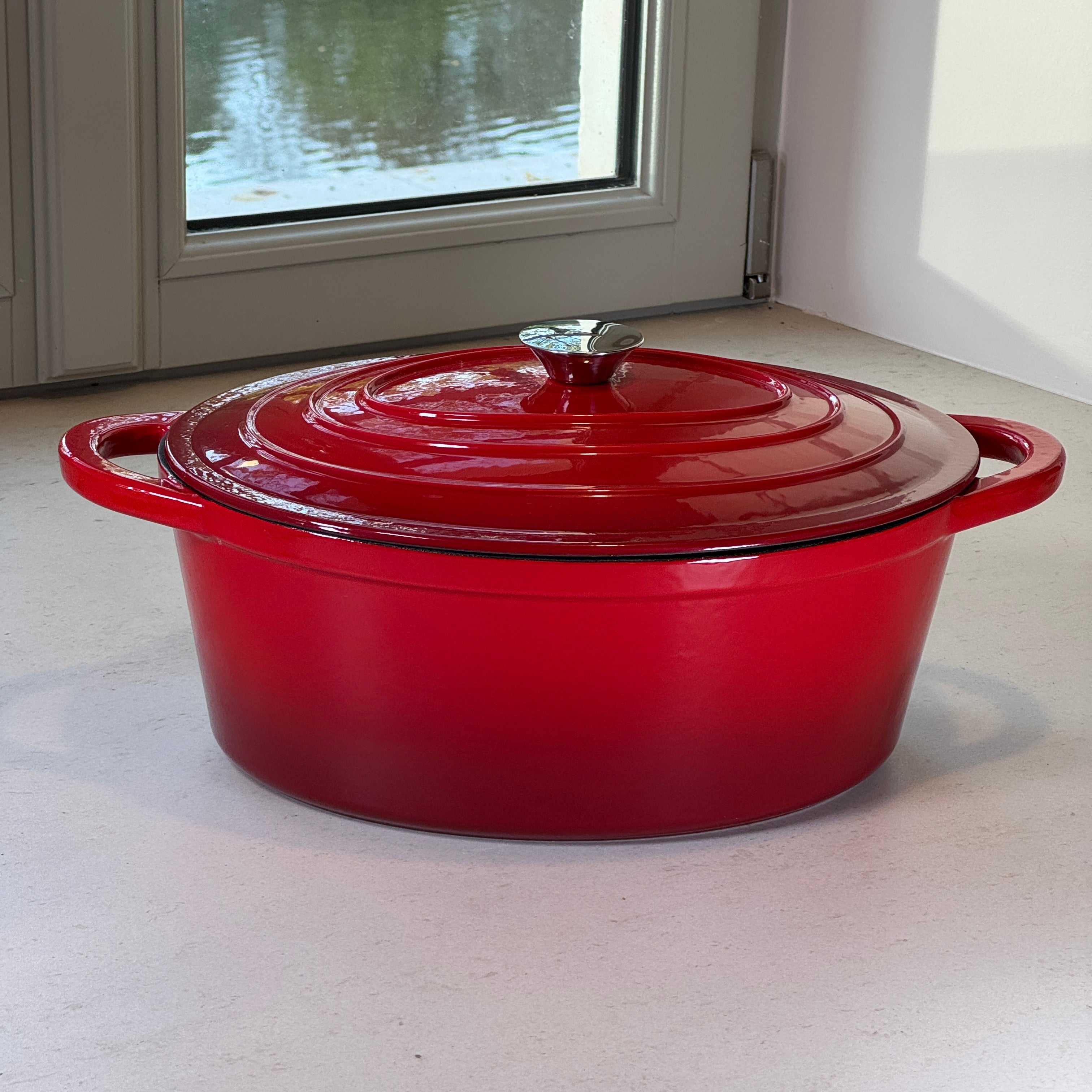 Cocotte ovale en fonte émaillée – Rouge Cerise