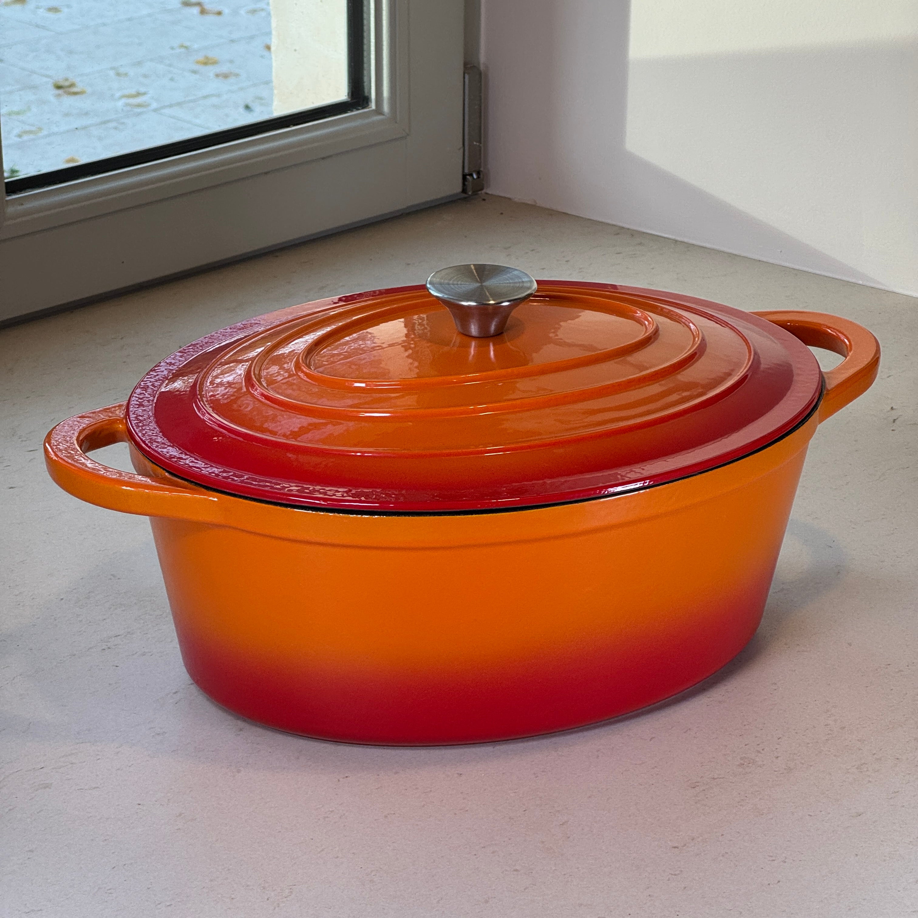 Cocotte ovale en fonte émaillée – Orange