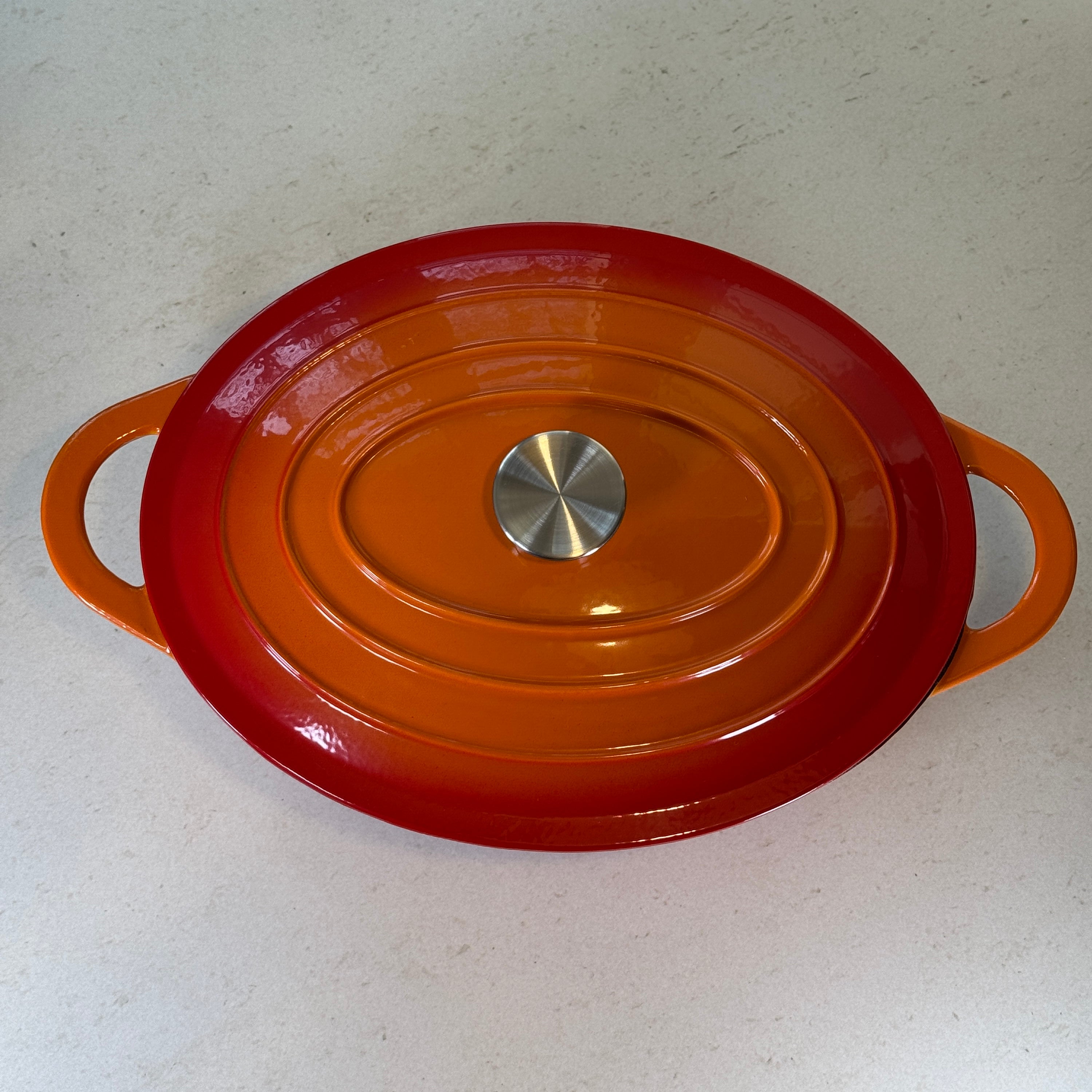 Cocotte ovale en fonte émaillée – Orange