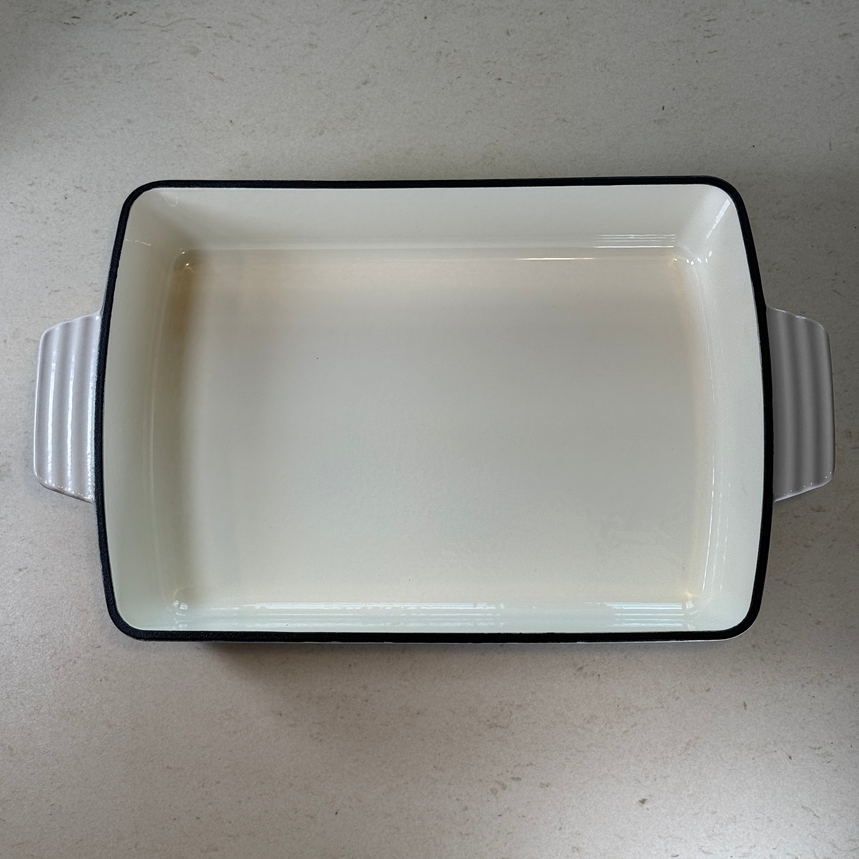 Plat à rôtir rectangulaire en fonte émaillée – Gris Meringue