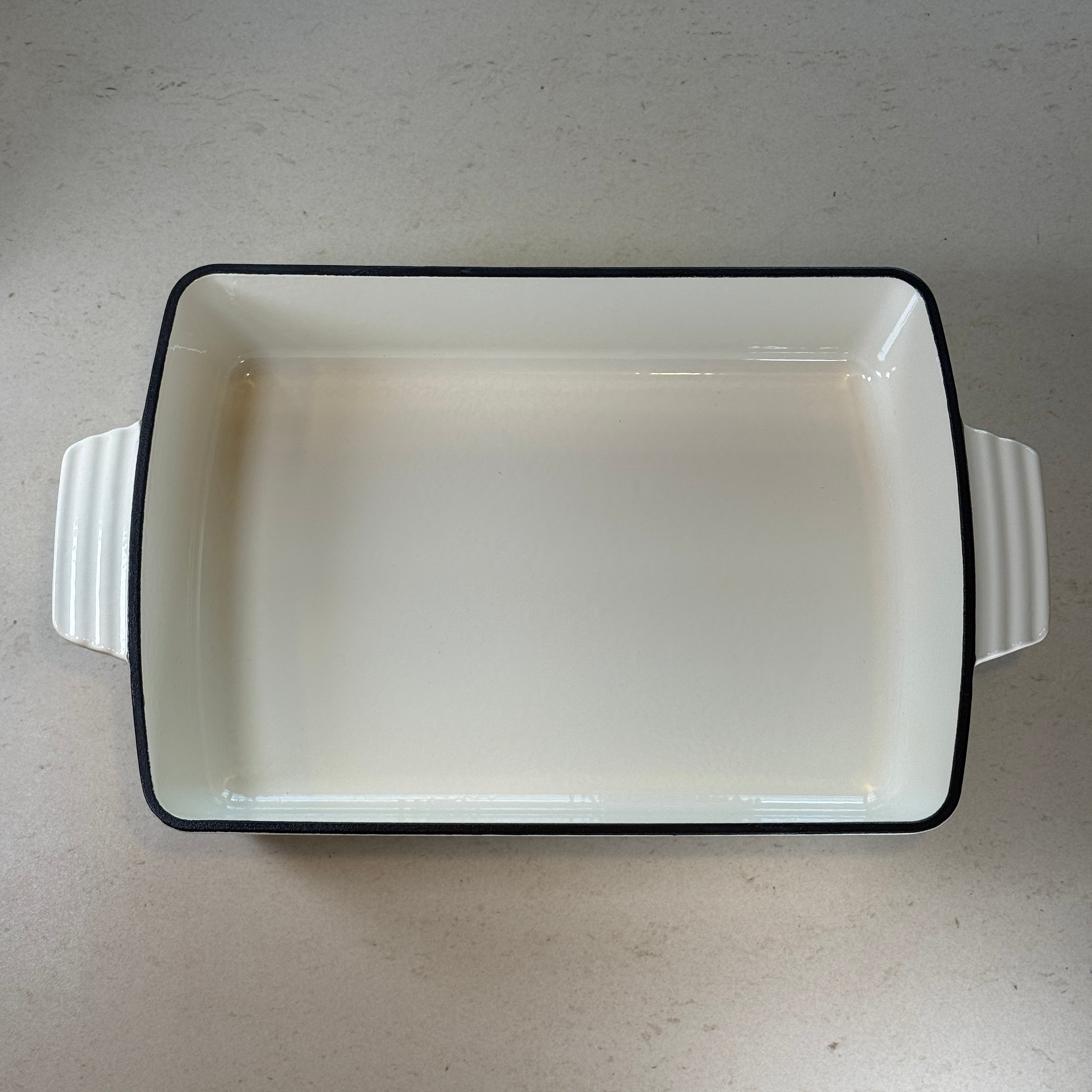 Plat à rôtir rectangulaire en fonte émaillée – Blanc Vanille