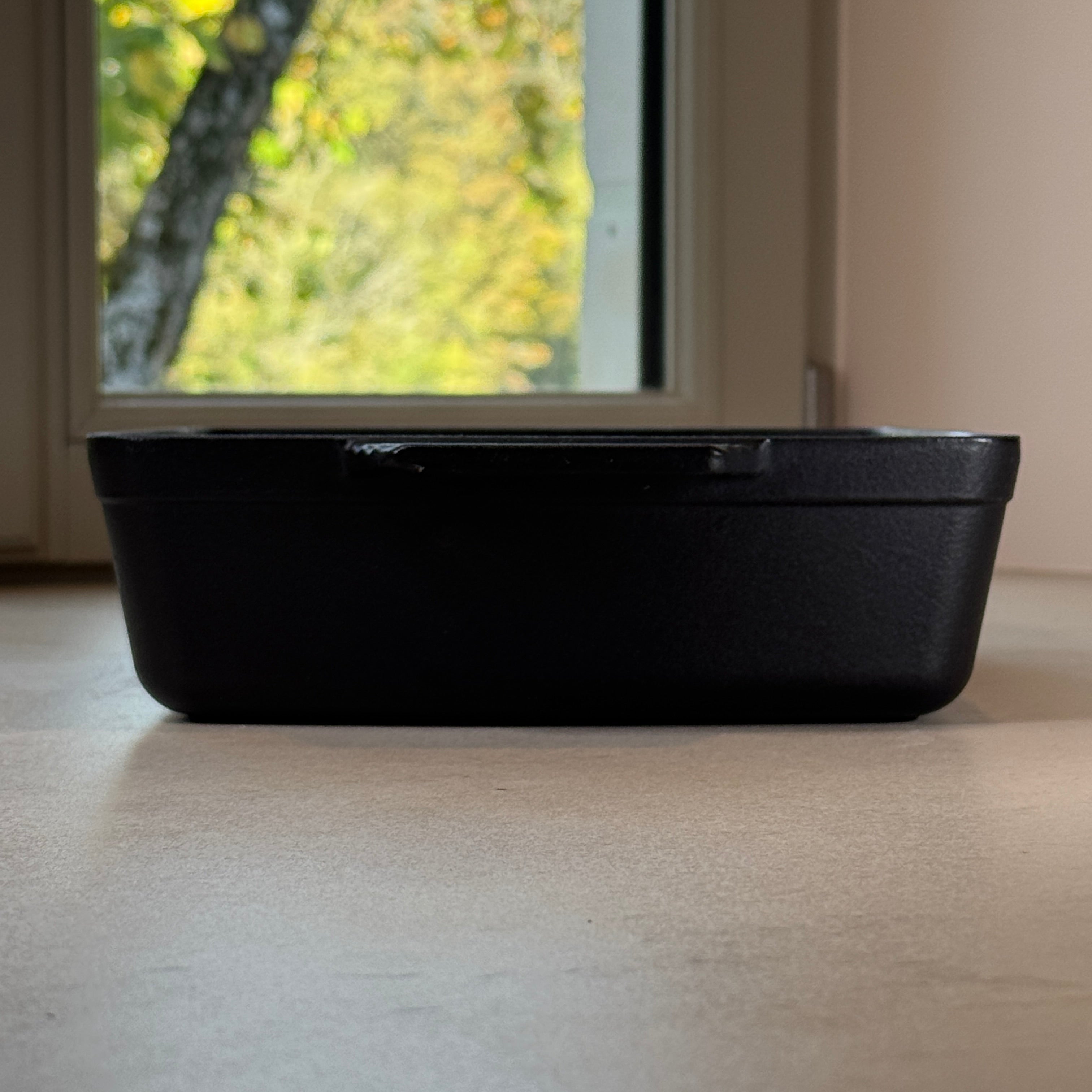 Plat à rôtir rectangulaire en fonte – Noir Mat