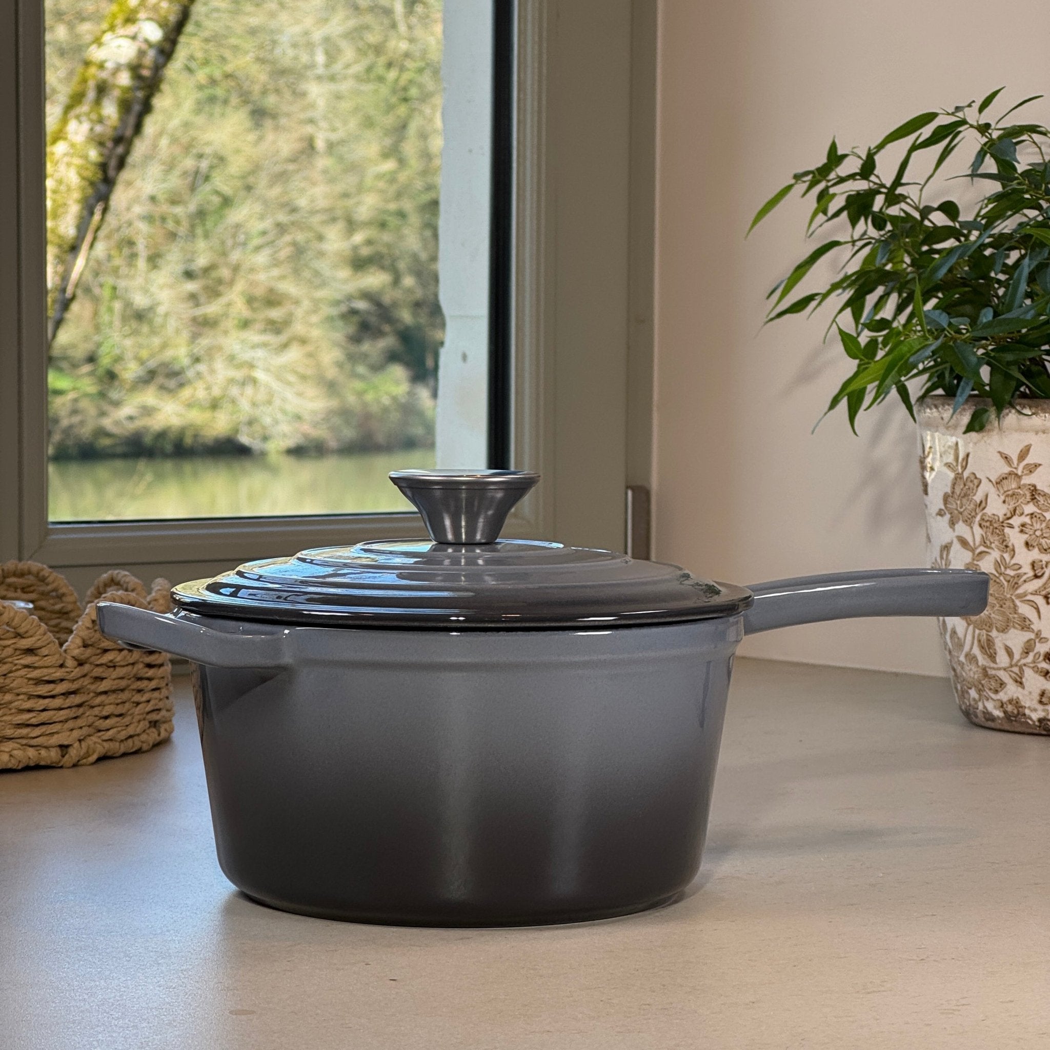 Casserole ronde fonte émaillée gris anthracite