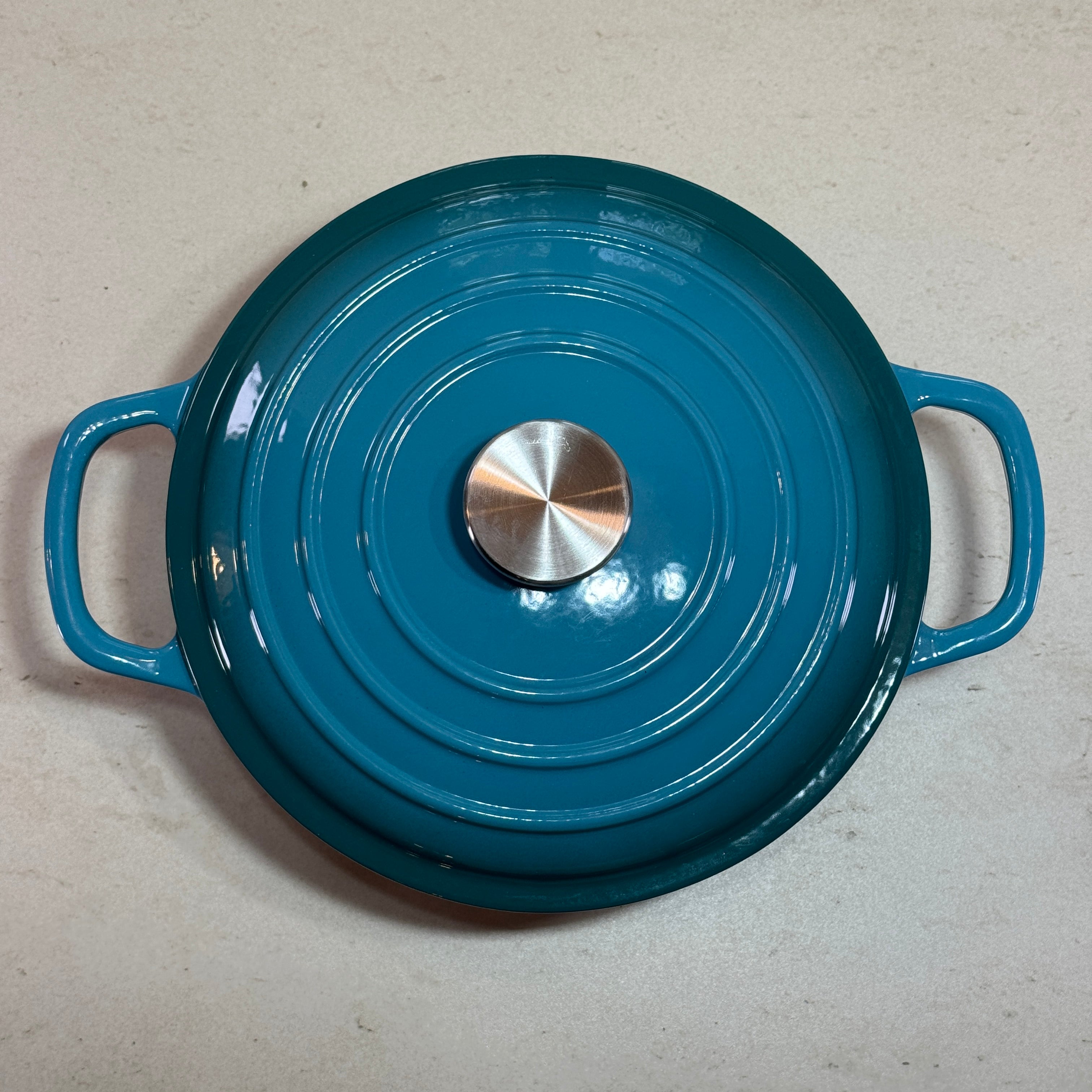Cocotte ronde en fonte émaillée Turquoise avec couvercle épais pour cuisson lente et maîtrisée