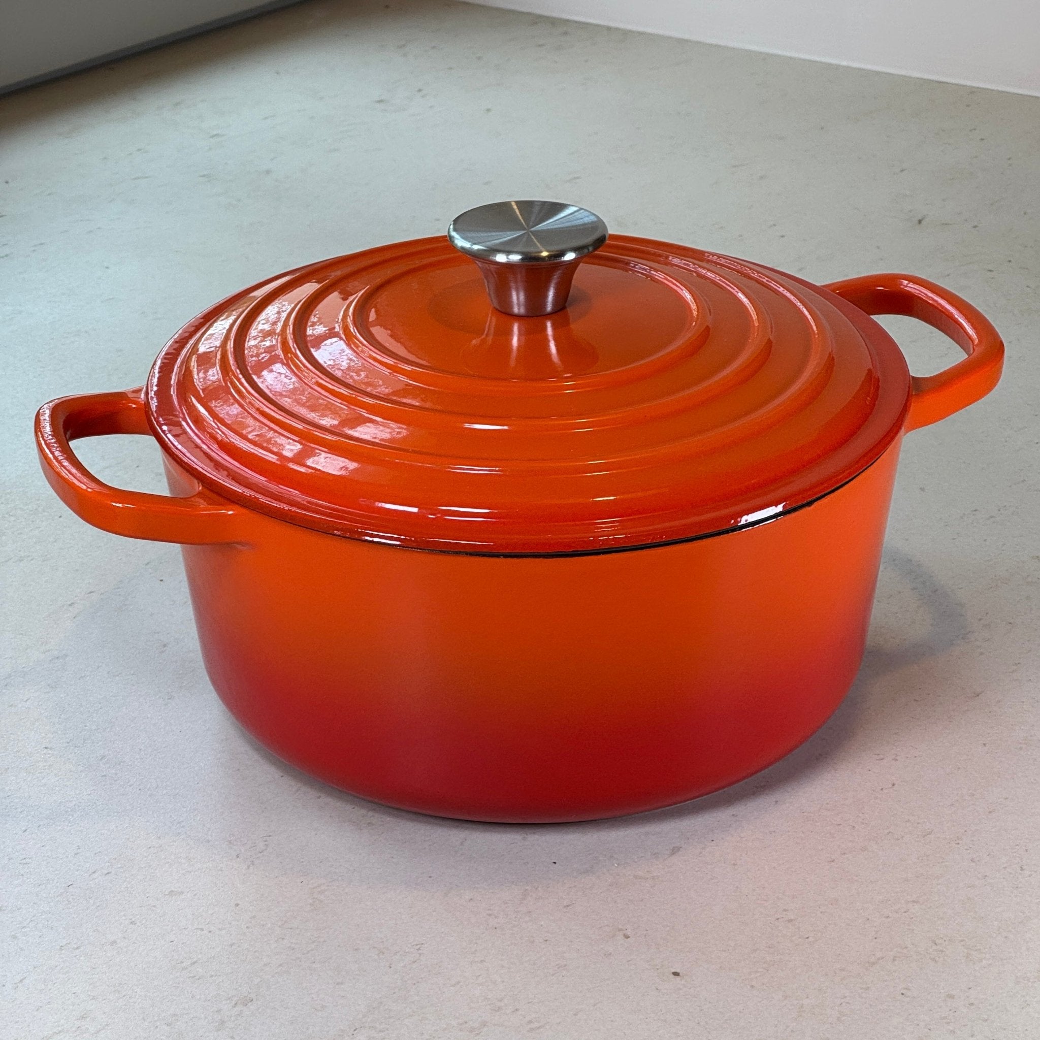 Cocotte ronde en fonte émaillée Orange pour cuisine familiale, cuisson au four et tous feux