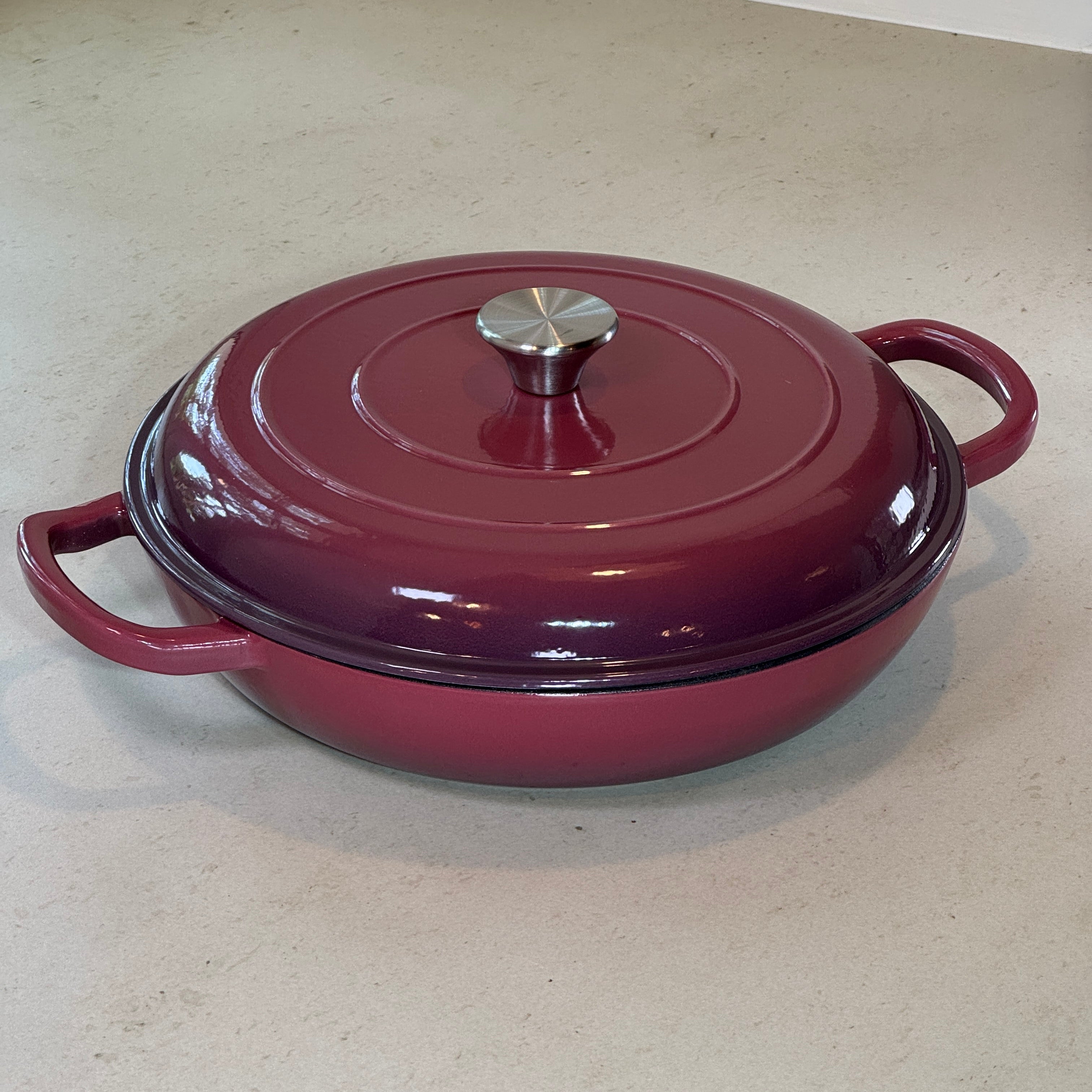 Faitout en fonte émaillée figue idéal pour plats mijotés, cuisine traditionnelle et recettes réconfortantes