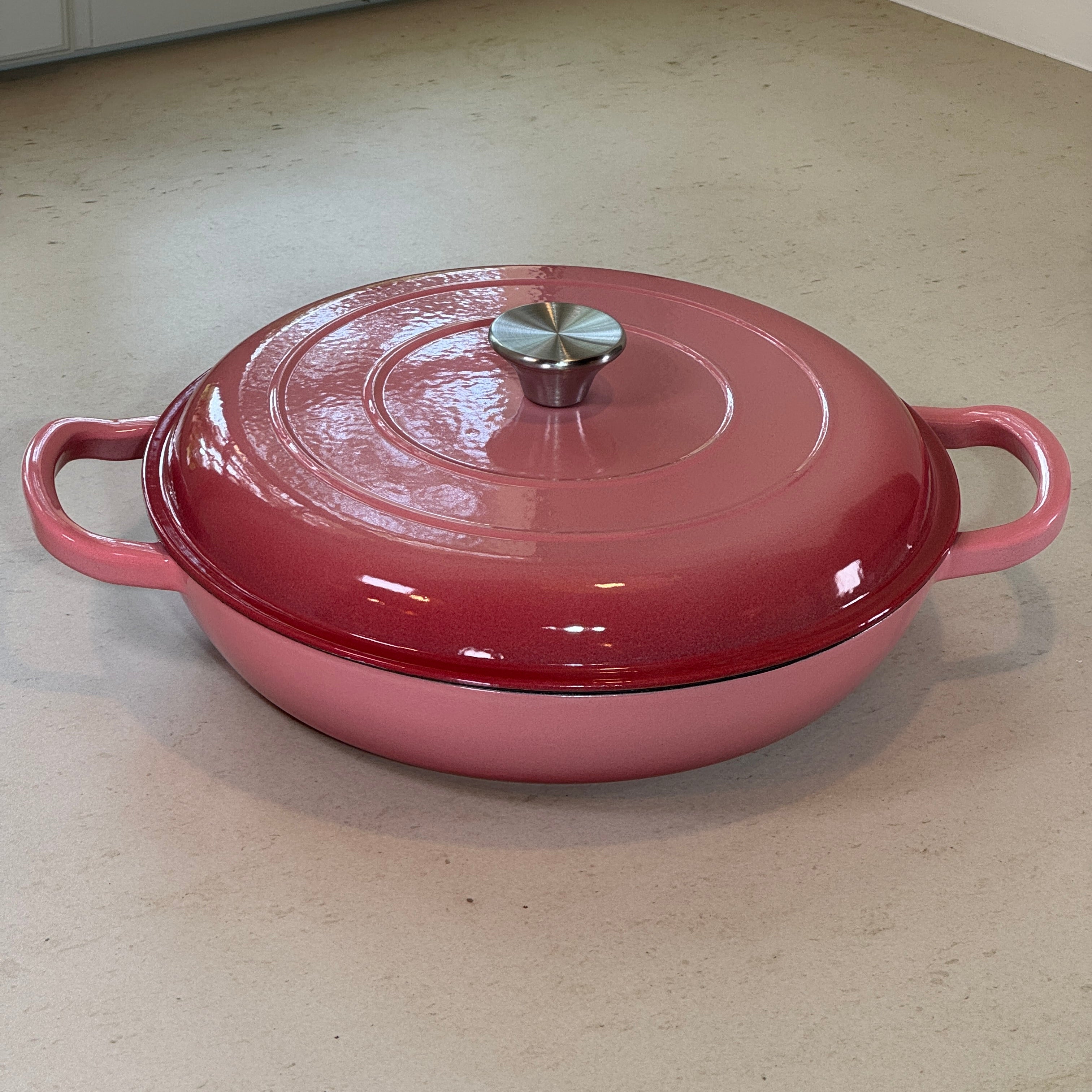 Faitout en fonte émaillée rose adapté à la cuisine quotidienne et aux plats faits maison