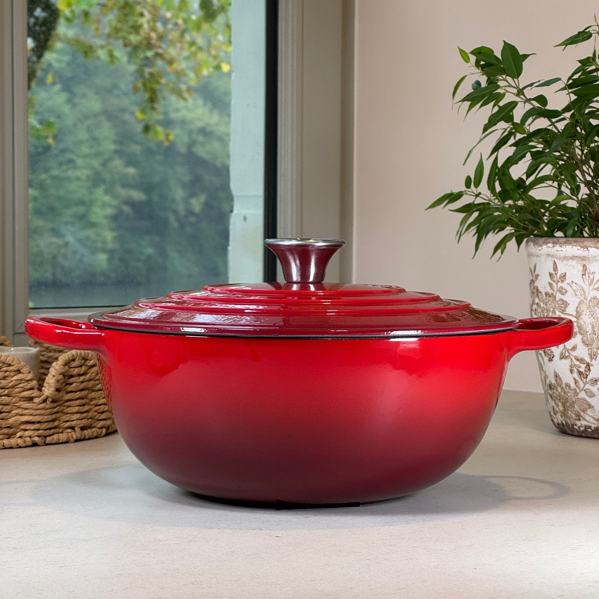 Marmite ronde fonte émaillée rouge cerise