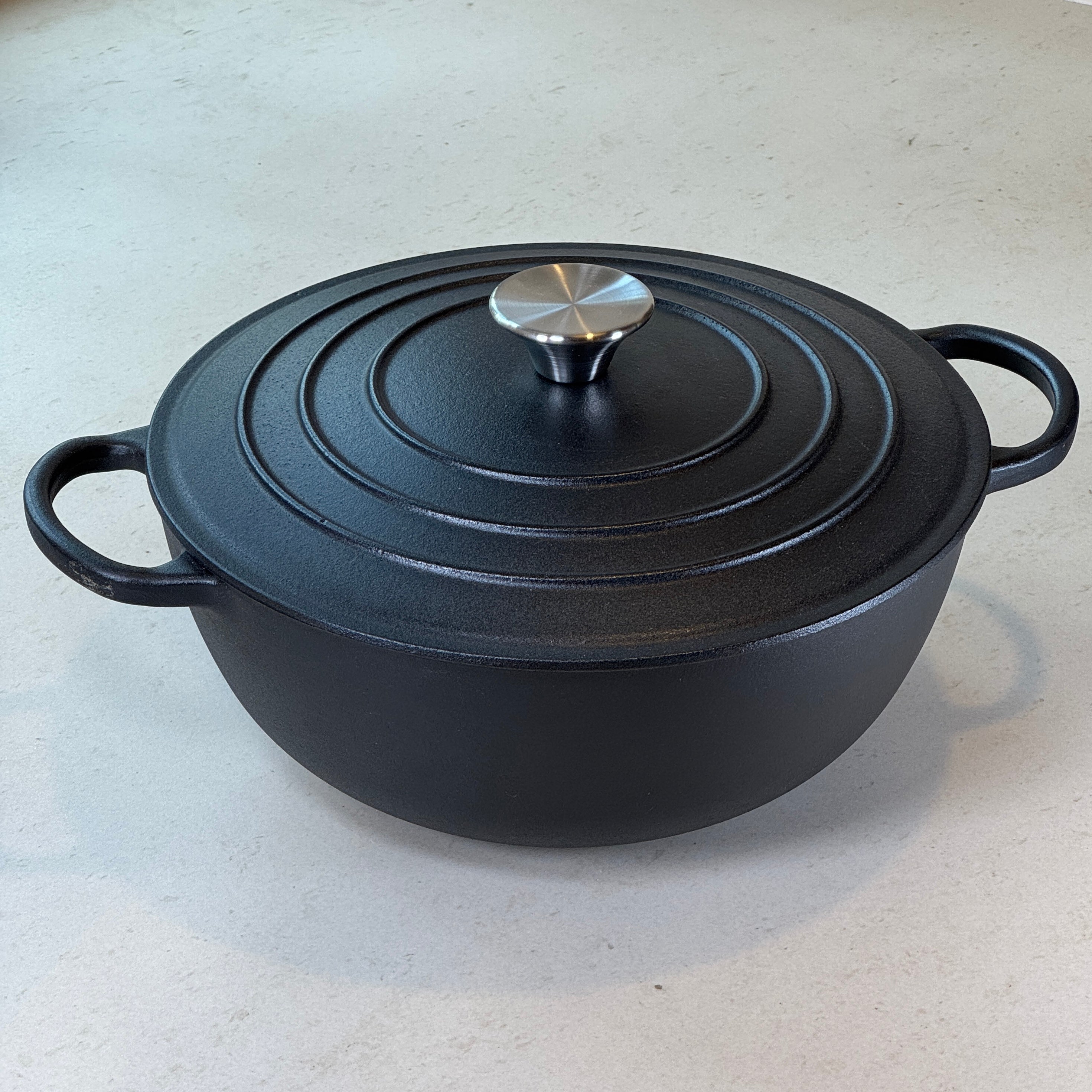 Marmite ronde en fonte – Noir Mat