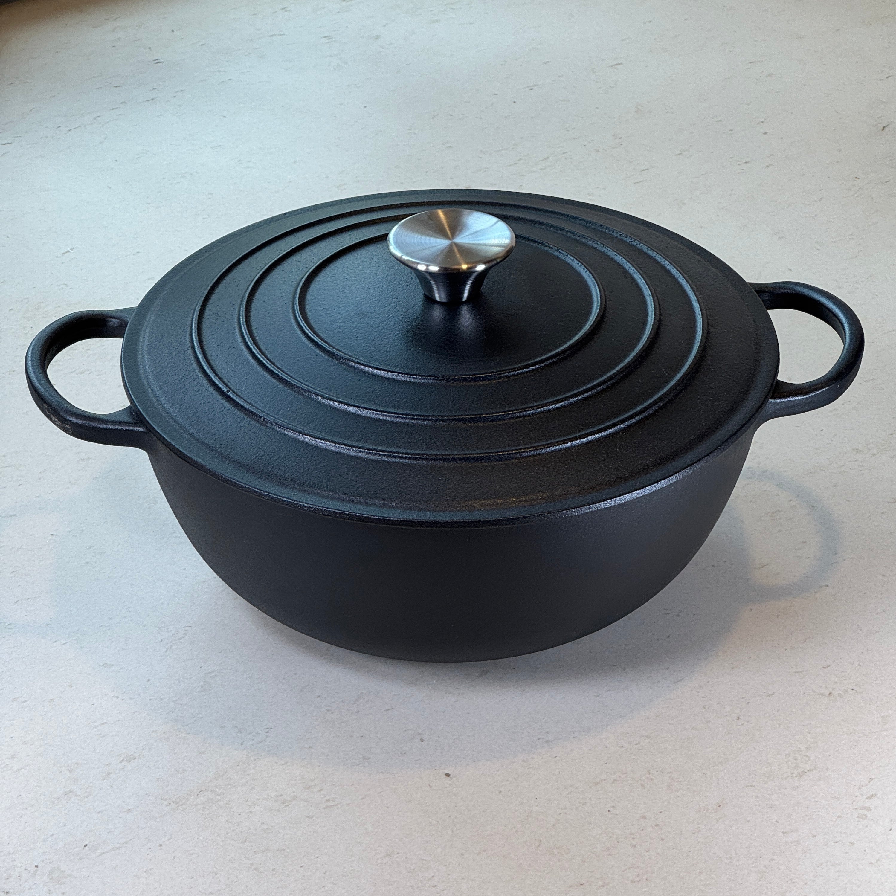 Marmite ronde en fonte – Noir Mat