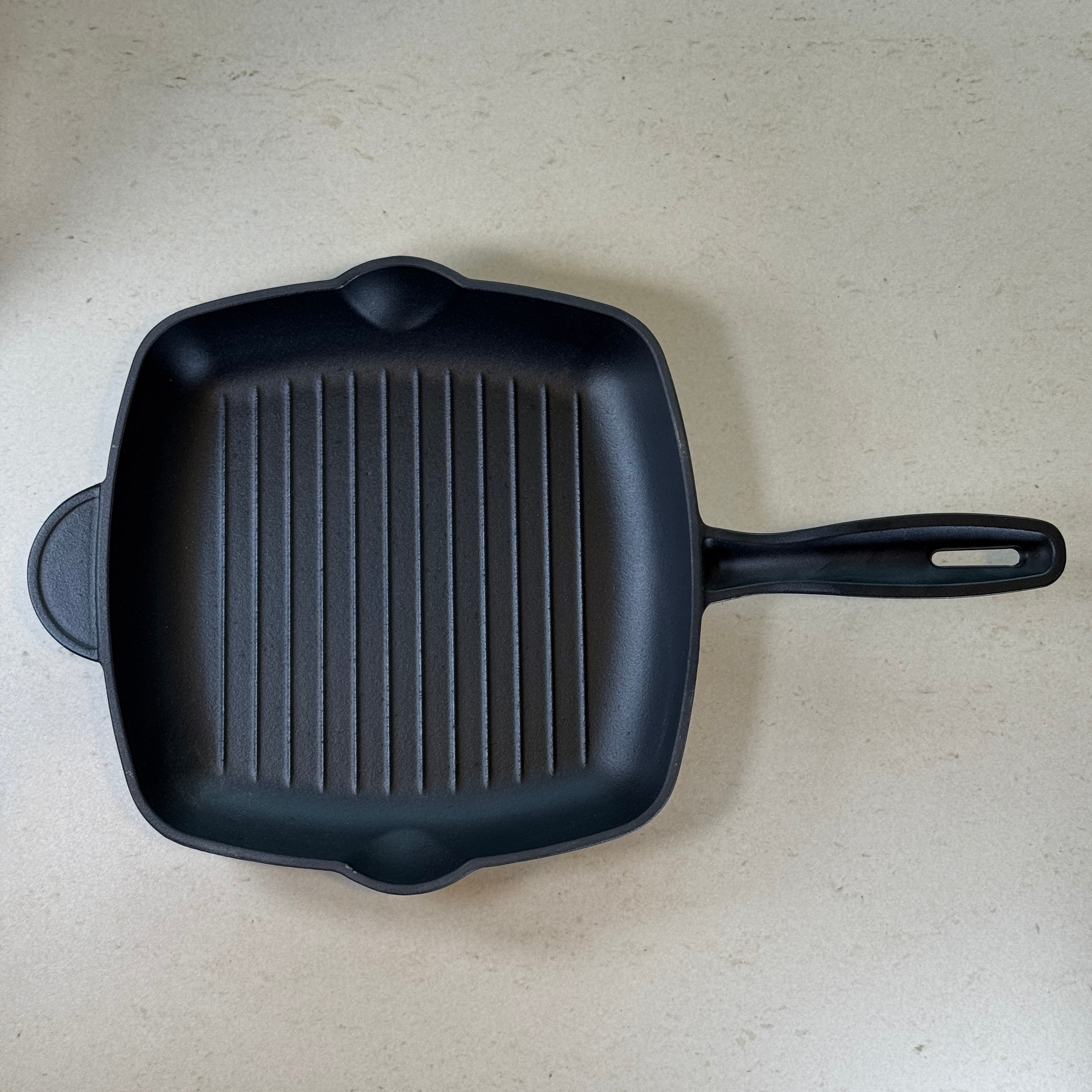 Grill carré en fonte - Noir Mat