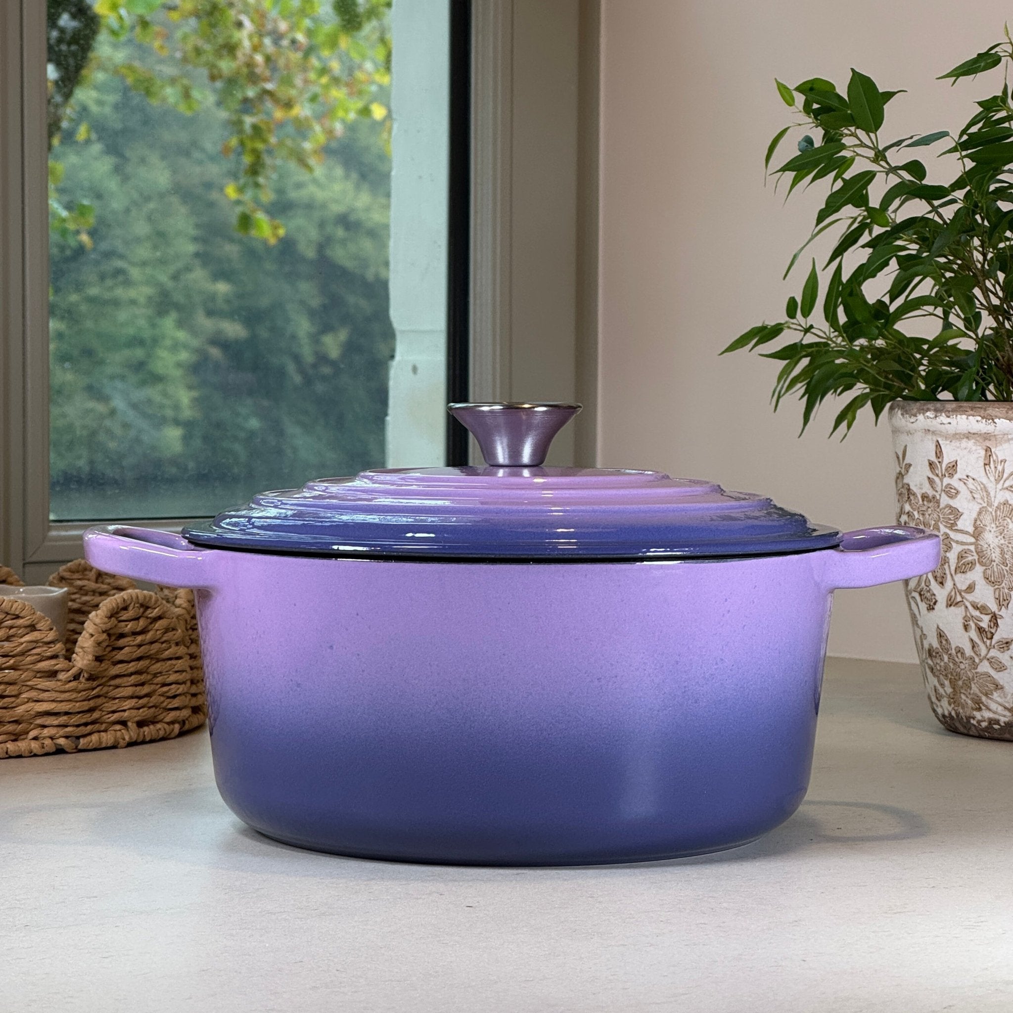 Cocotte ronde fonte émaillée violet prune