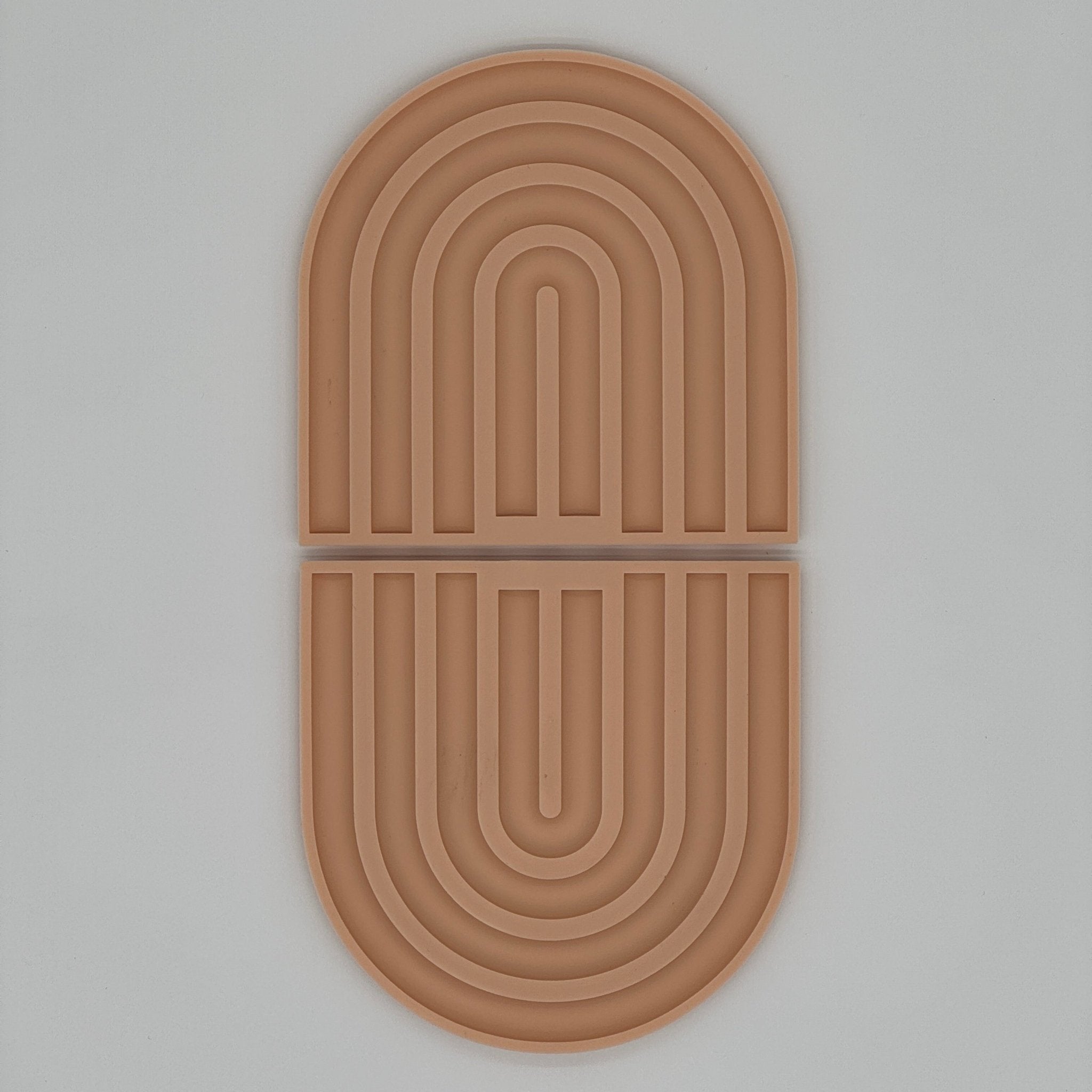 Dessous de plat silicone saumon résistant 240°C, utilisable en manique antidérapante pour cocottes et faitouts, prise en main sûre