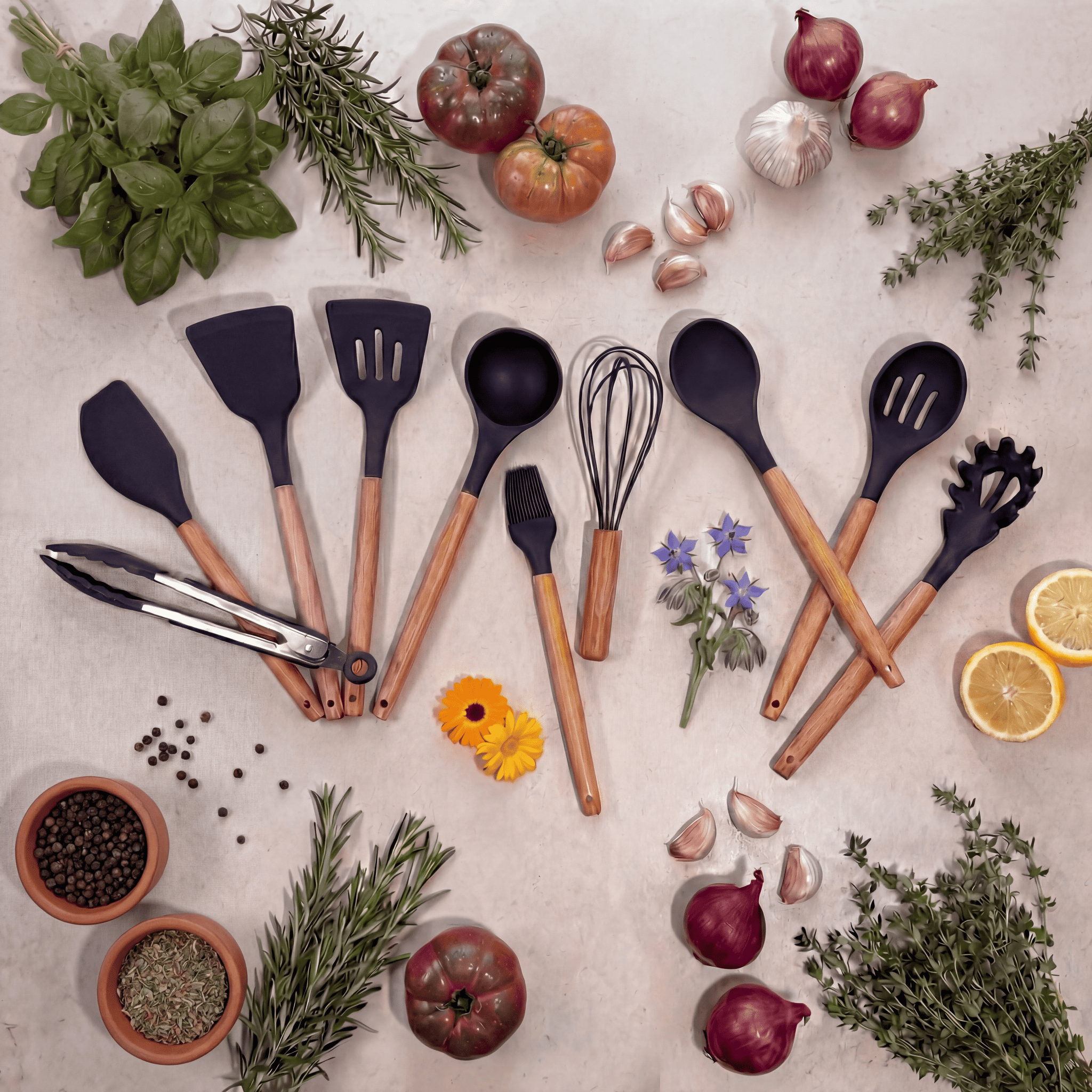 Ensemble dix usensiles en bois et en silicone noir
