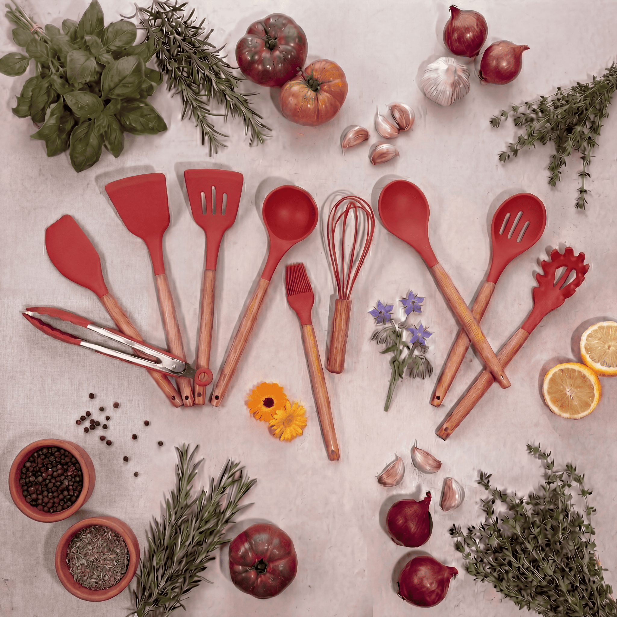 Ensemble dix usensiles en bois et en silicone rouge