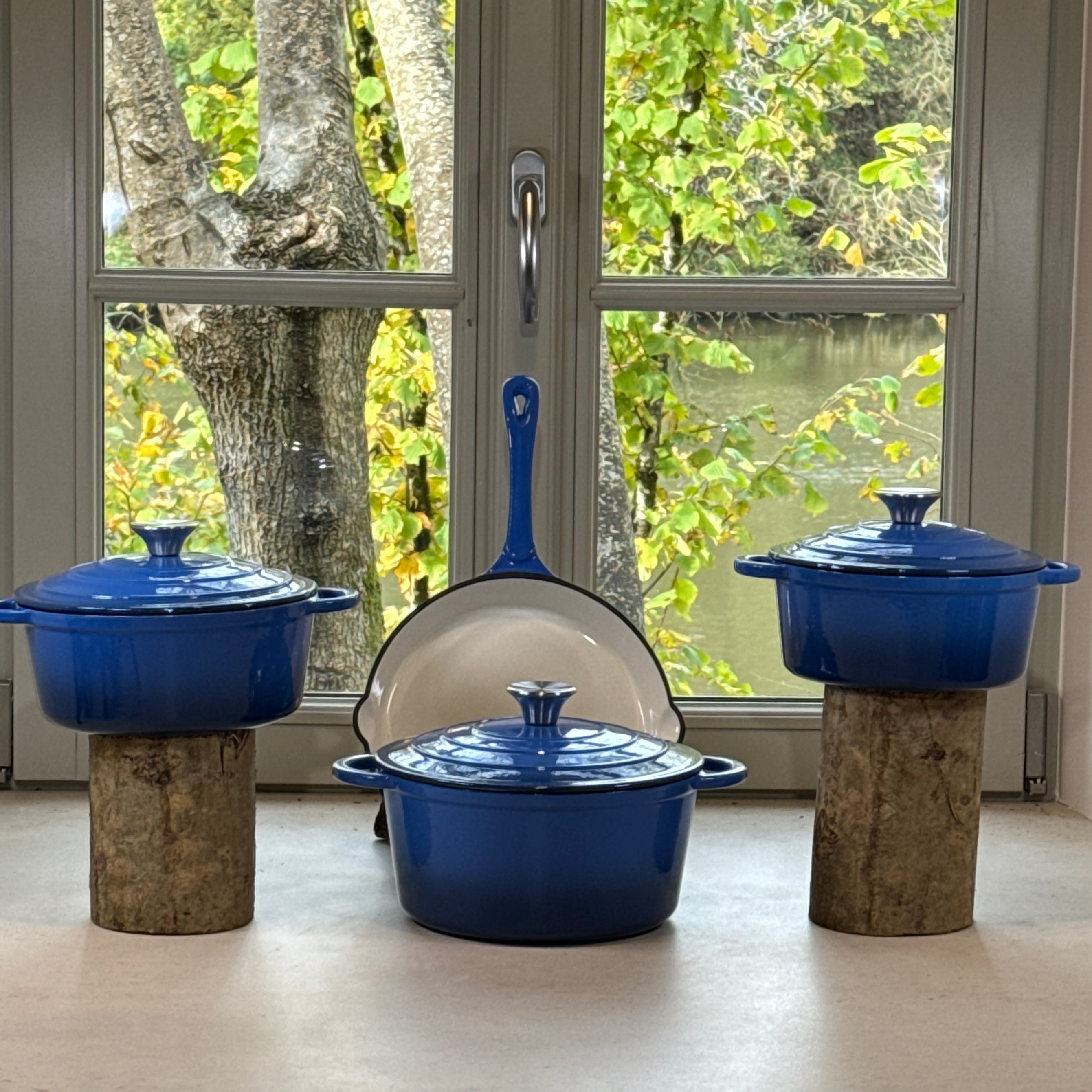 Ensemble quatre pièces en fonte émaillée Bleu Myrtille