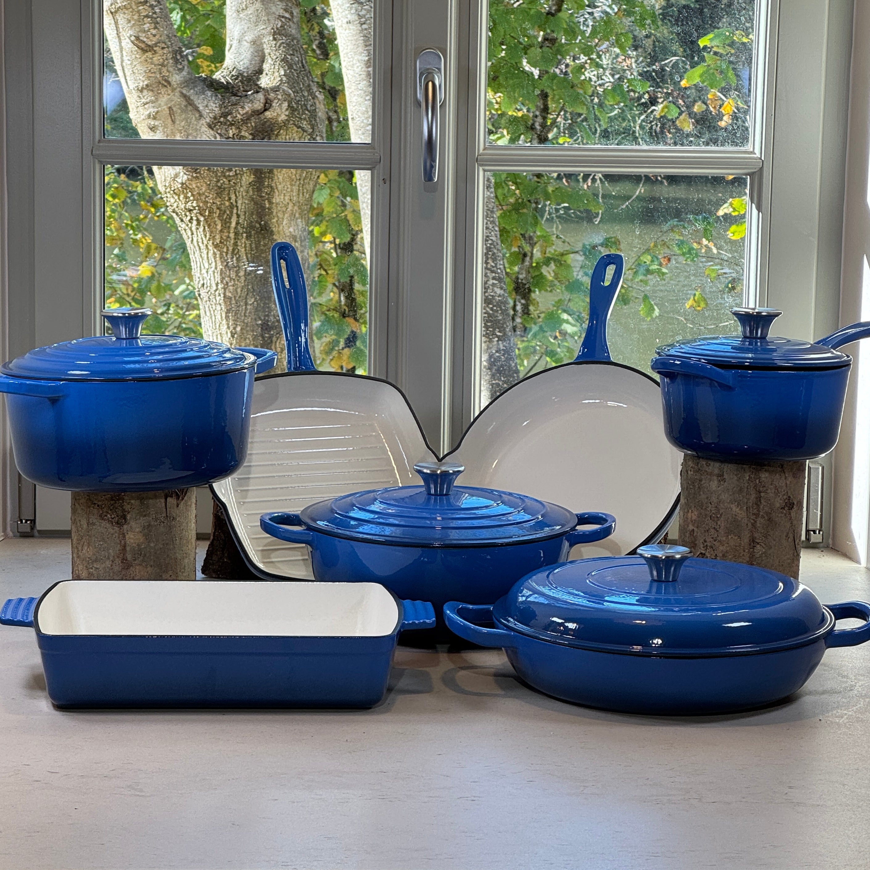 Ensemble sept pièces fonte émaillée Bleu Myrtille