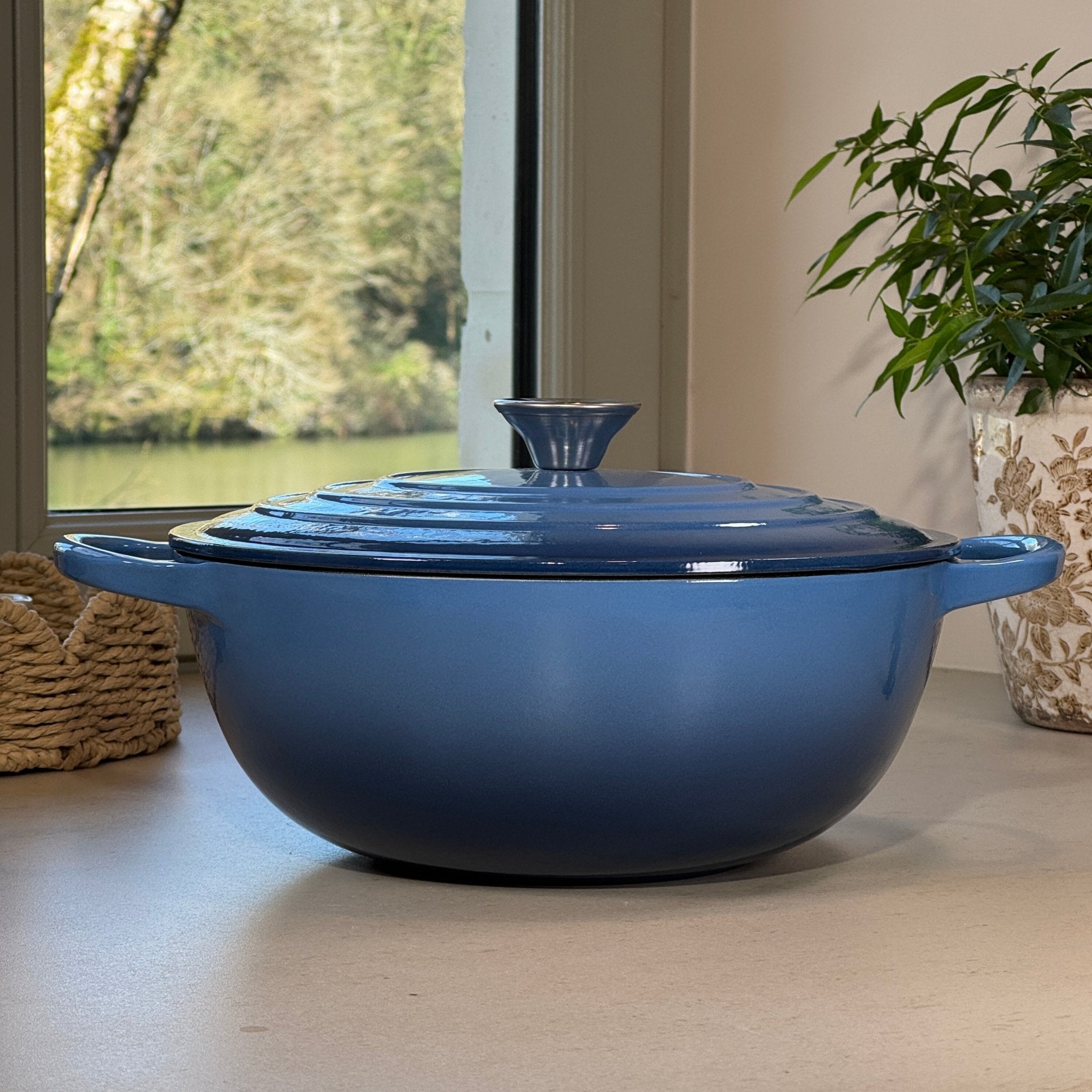 Marmite fonte émaillée bleu perle