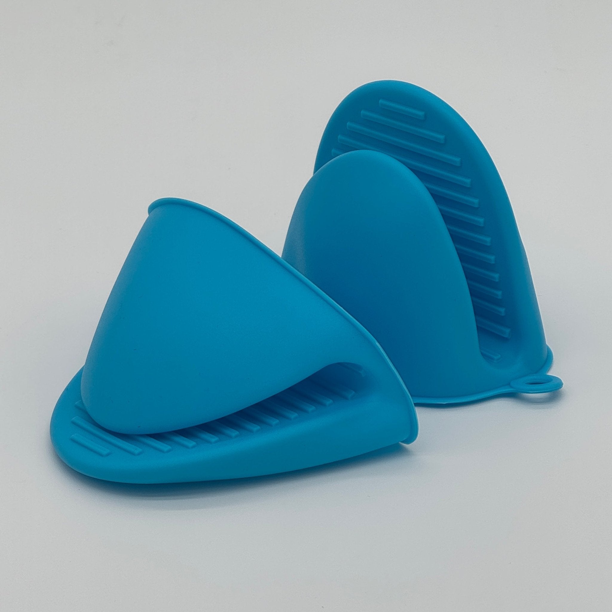 Paire de manique en silicone bleu turquoise antidérapante