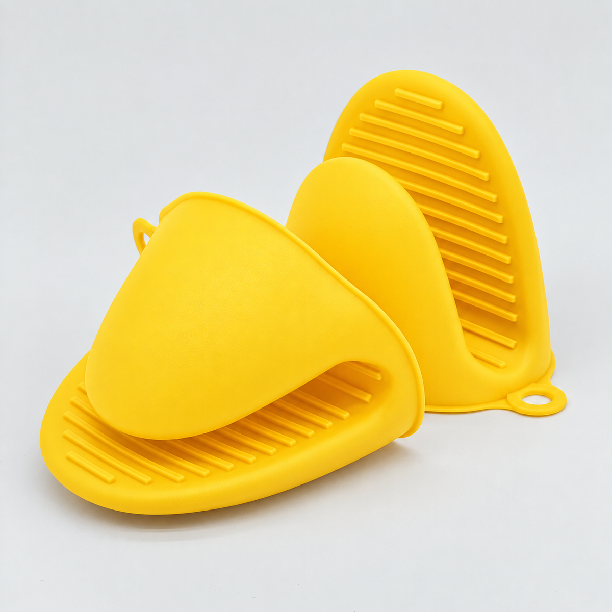Paire de manique en silicone jaune antidérapante
