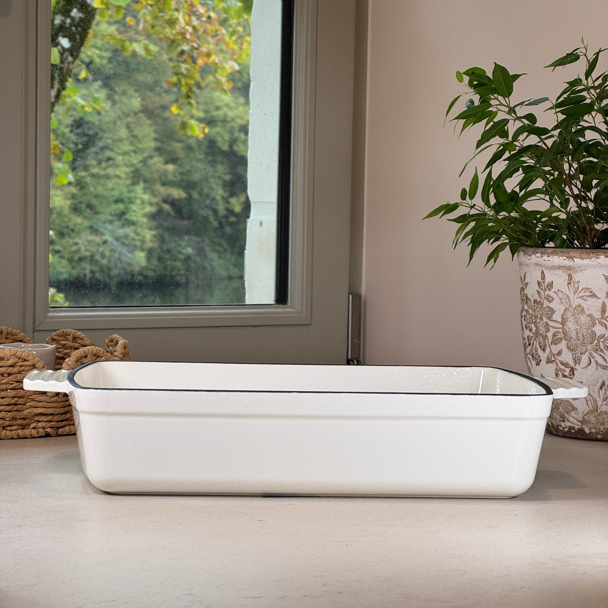 Plat à rôtir en fonte émaillée Blanc Vanille idéal pour gratins, rôtis et plats au four