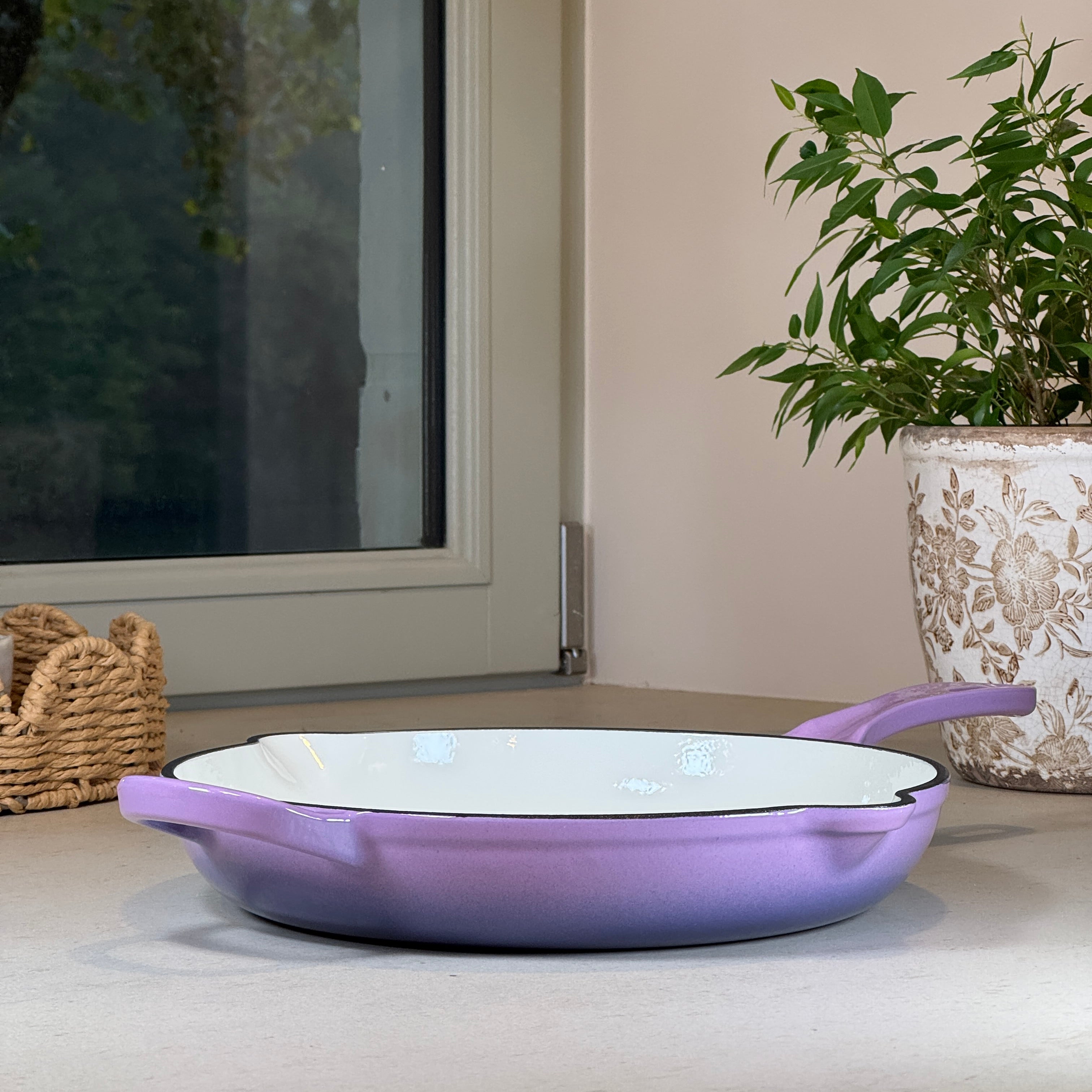 Poêle ronde fonte émaillée avec anse Violet Prune