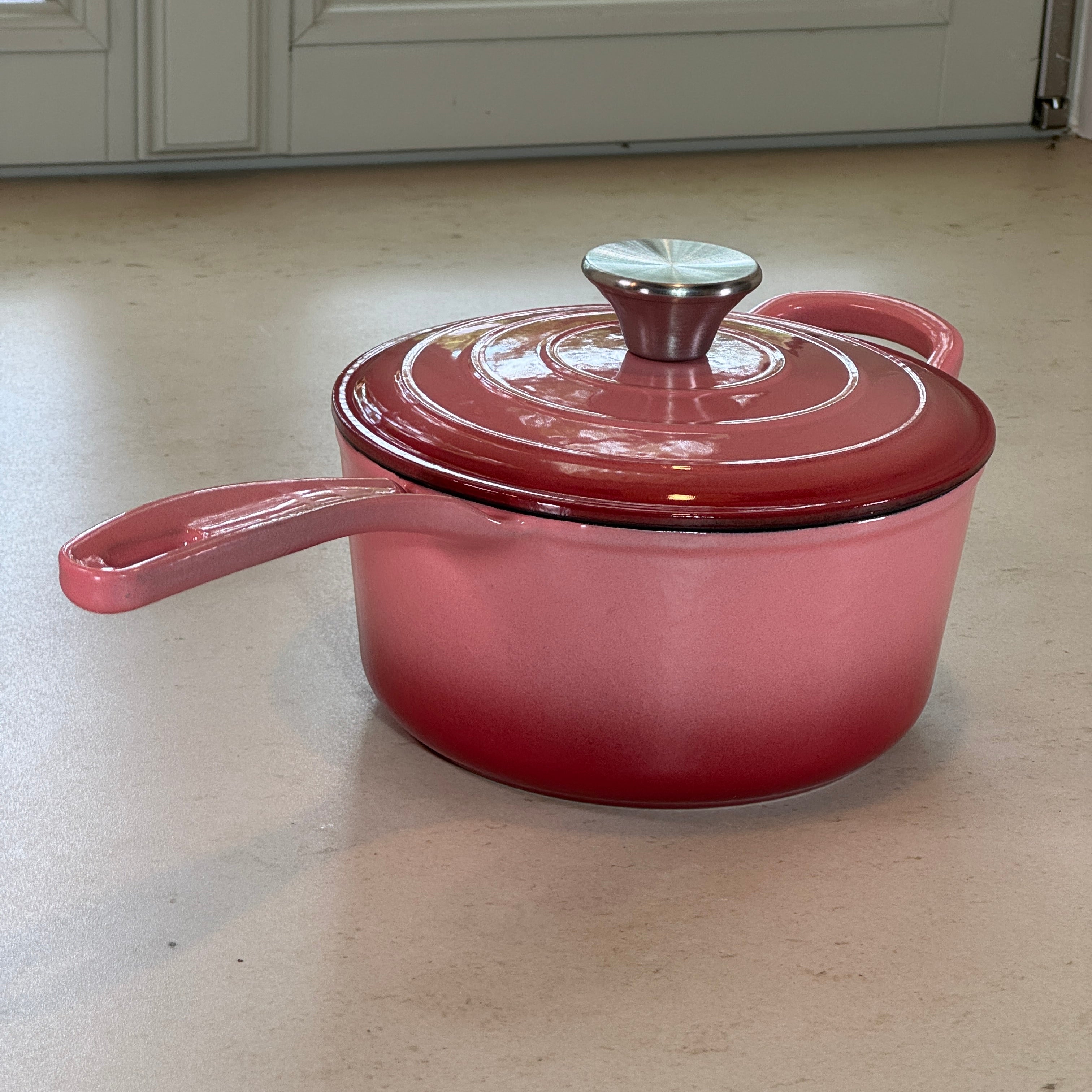 Poignée casserole fonte émaillée rose